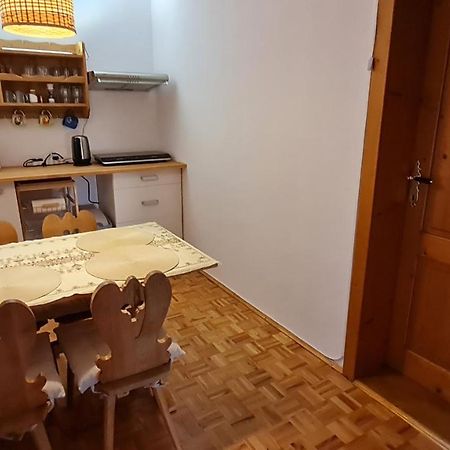 Апартаменти Penzion Piano Ліптовський Мікулаш Екстер'єр фото